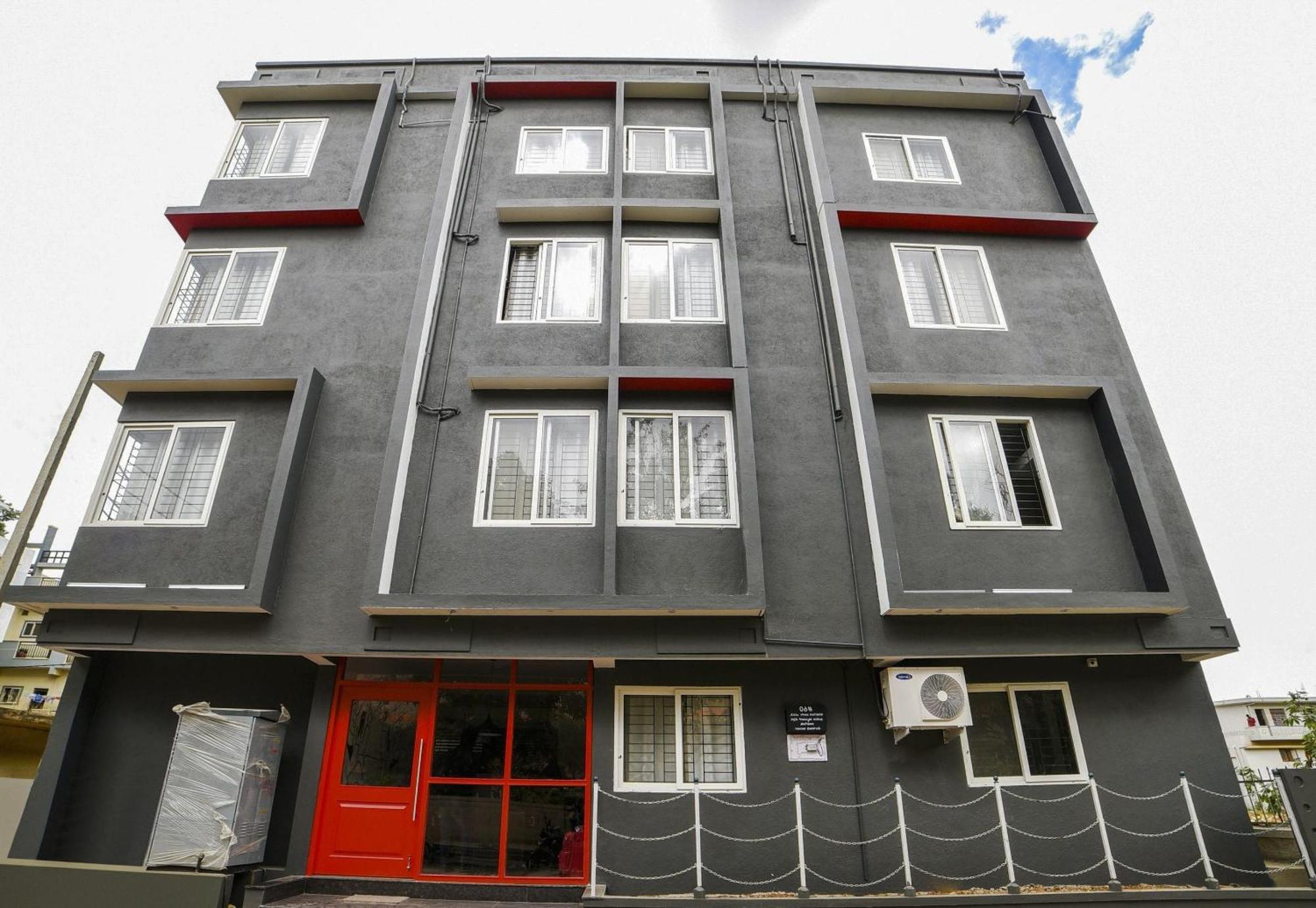 Townhouse Sarvar Hospitality Near Ascendas Park Square Mall Bangalore Dış mekan fotoğraf