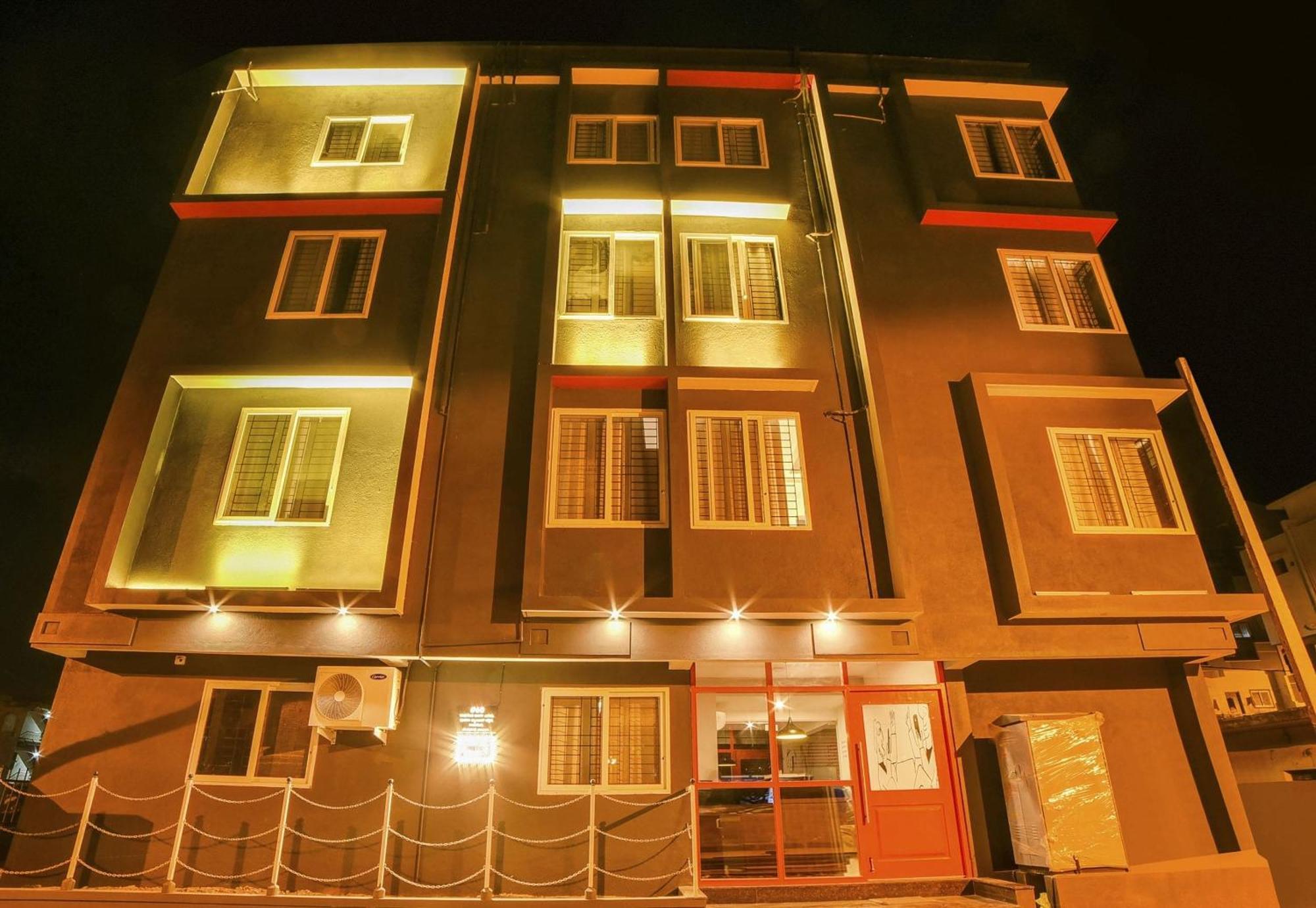 Townhouse Sarvar Hospitality Near Ascendas Park Square Mall Bangalore Dış mekan fotoğraf