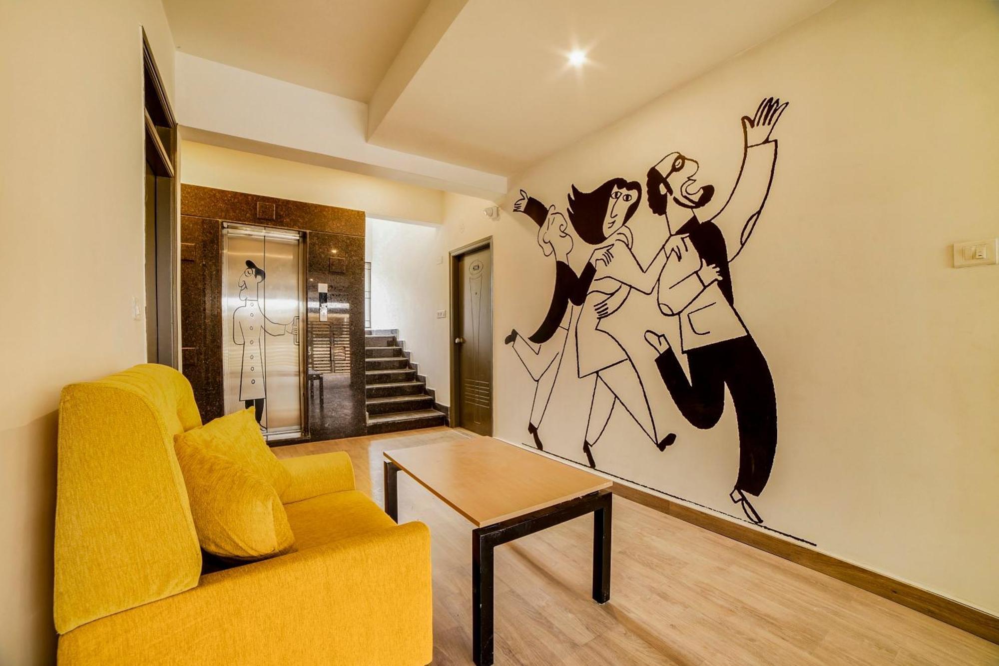 Townhouse Sarvar Hospitality Near Ascendas Park Square Mall Bangalore Dış mekan fotoğraf